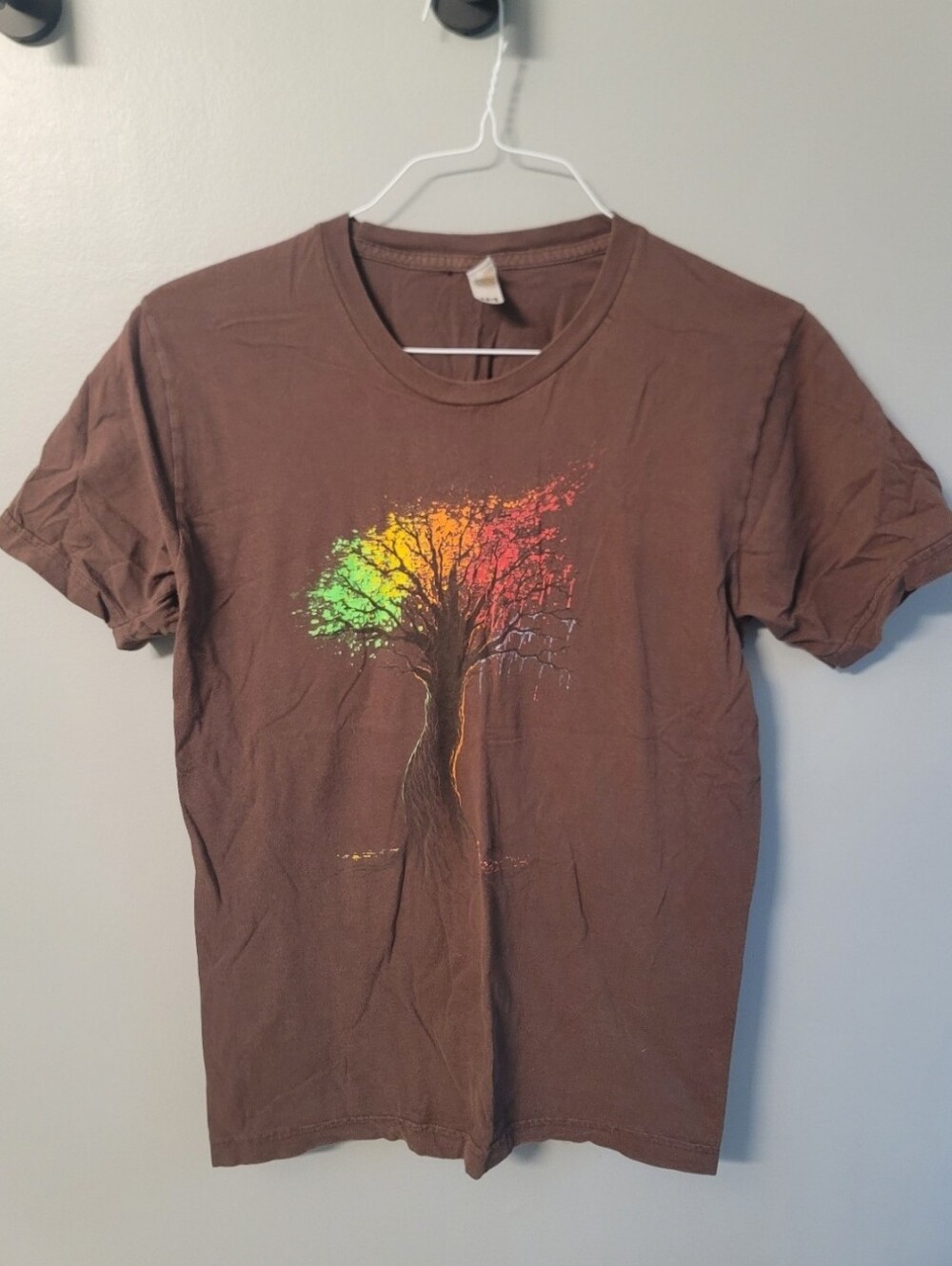 Shirt.Woot Brown Graphic Tree T-Shirt Mens Medium